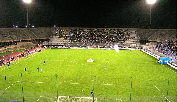 Cagliari -Milan, stadio aperto a cinquemila spettatori. Squalifica ridotta, torna Pinilla