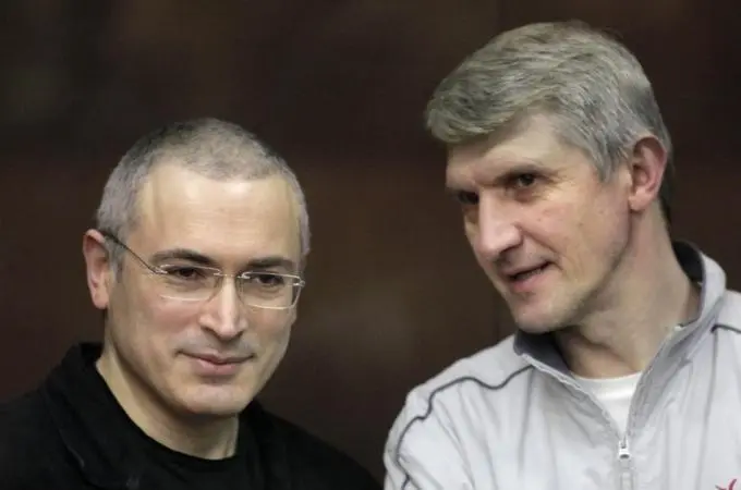 Russia, la Corte Suprema anticipa la scarcerazione dell'imprenditore Lebedev