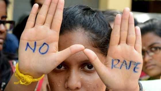 India: ragazza 20enne condannata a stupro di gruppo