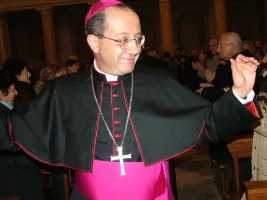 Vescovo Forte, preghiera per i giornalisti: "Siate ponte di dialogo fra posizioni diverse"