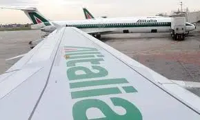 Alitalia: 1.900 esuberi, ma nessun licenziamento