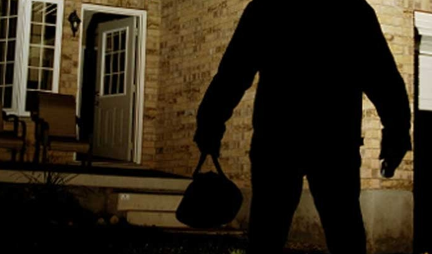 Falsi turisti erano in realtà ladri seriali: 119 furti in un mese