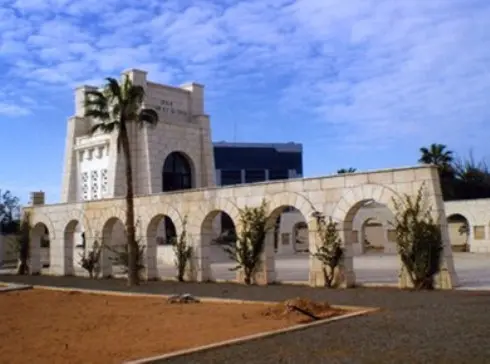 Libia, attacco a cimitero italiano: muore un guardiano