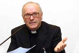 Cadaveri carbonizzati: vescovo, il male si nutre di complicita'