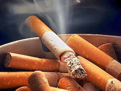 Oltre 40 le malattie provocate dal fumo e dal tabagismo. Nuovo rapporto choc