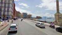 Accoltella trans, inseguito dalla polizia si schianta con l'auto. Arrestato 42enne tedesco a Napoli