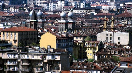 Torino: 45enne colpito da proiettile vagante in zona San Salvario