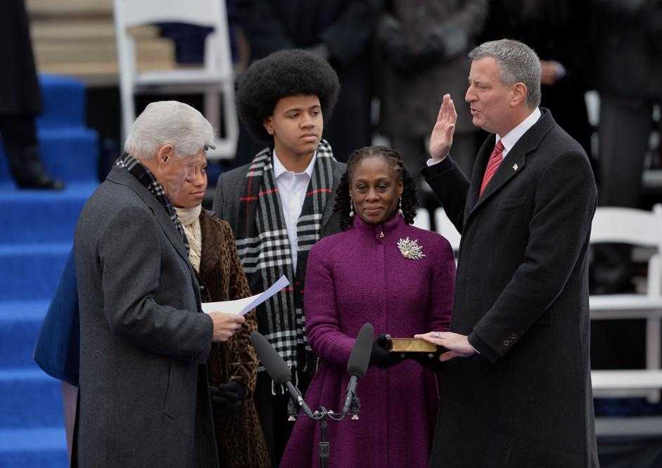 New York: giuramento del sindaco De Blasio, inizia una nuova era