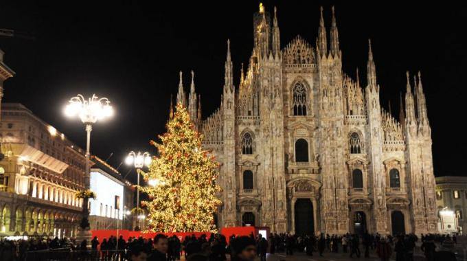 Capodanno a Milano: «Sia serata di divertimento e musica». Buon 2014 dalla Redazione Lombardia