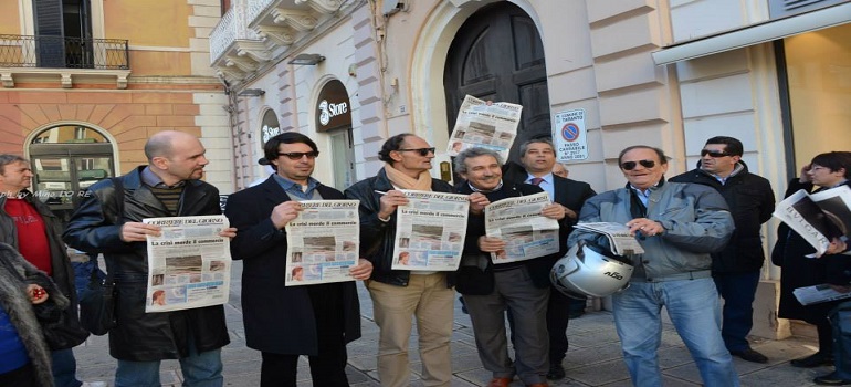 In sessanta per salvare il Corriere del Giorno
