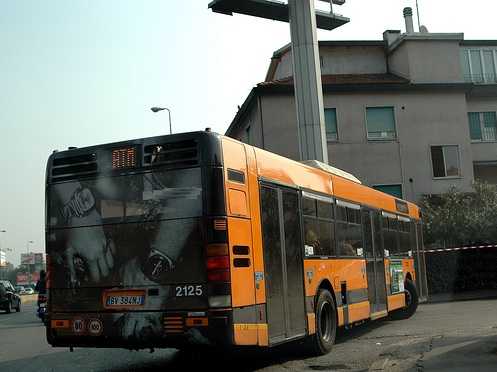 Padova, mostra i genitali in bus a delle ragazzine. Arrestato per violenza sessuale aggravata