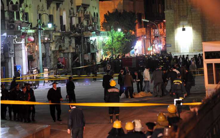 Bomba al Cairo, 5 feriti, sventati altri attentati