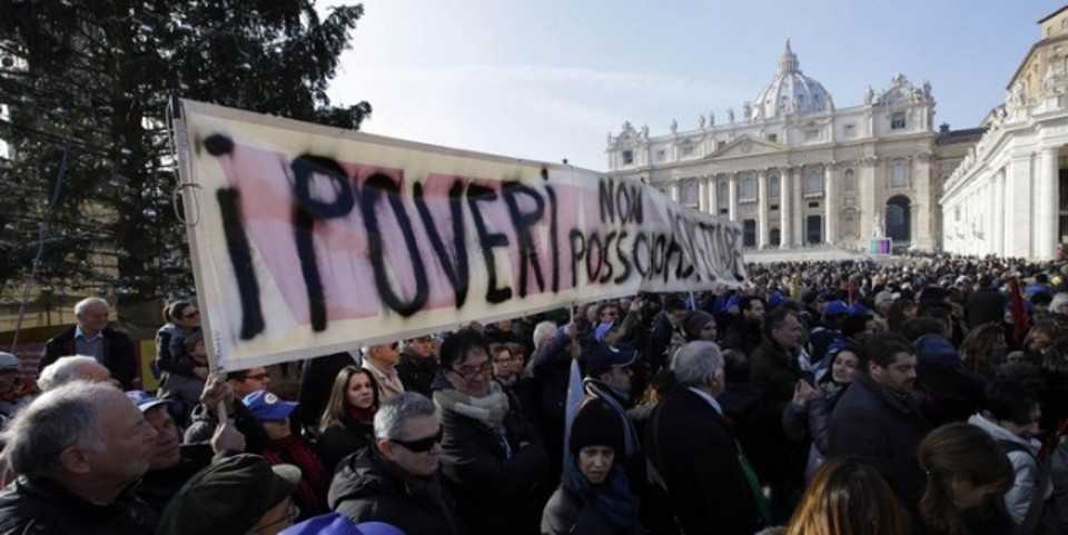 I Forconi padovani in Piazza San Pietro: "I poveri non possono aspettare"
