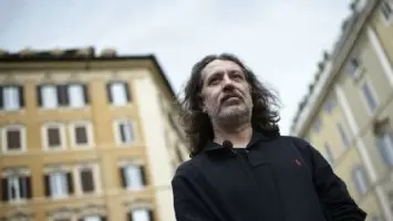 Padre di Noemi vede Chiodi: incontro proficuo. L'Abruzzo avanza l'ipotesi stamina