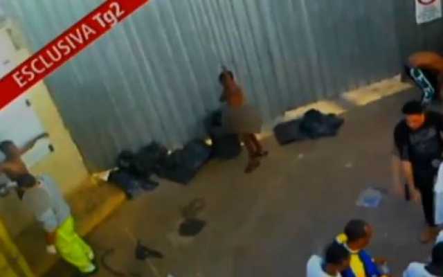 Lampedusa, rimossi i dirigenti del centro d'accoglienza. Ue avverte: «Chiarezza o tagliamo aiuti»