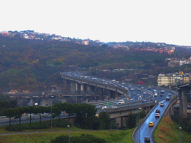 Napoli: abolite il pedaggio sulla Tangenziale!