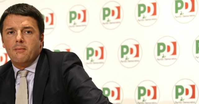 Renzi contro Grillo: «Voti con noi l'abolizione del Senato»