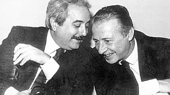 Bruxelles, intitolata a Falcone e Borsellino un'aula della Commissione europea