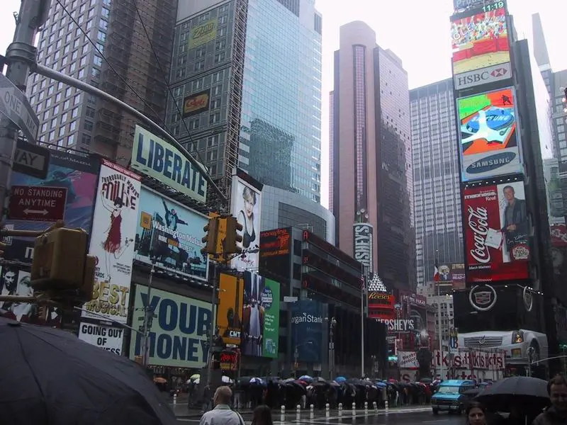 Deraglia la metropolitana di New York, 4 vittime e 50 feriti ( in aggiornamento)