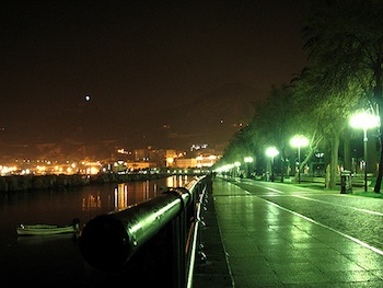 Salerno, ragazzi investiti da pirata della strada, uno è grave