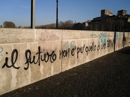 Sogni infranti: I giovani demotivati vanno all'estero