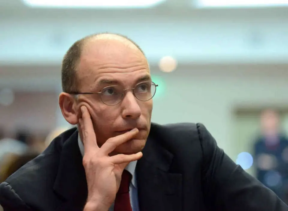 Letta: "Il governo ad una svolta. Nel 2014 torneremo a crescere"