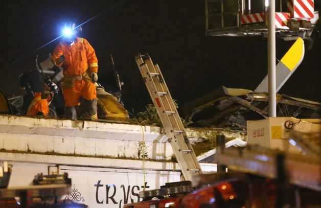 Glasgow: elicottero si schianta contro il tetto di un pub