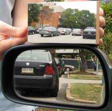 Brevettato uno specchio che impedisce punti ciechi.