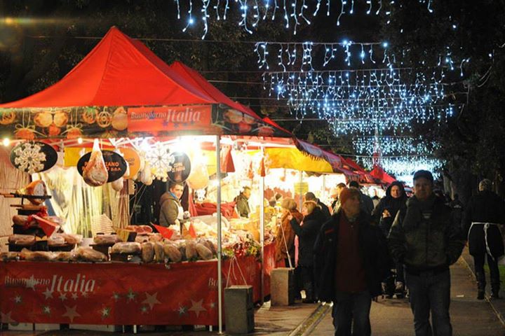 Luci D'Artista, arrivano i mercatini di Natale a Salerno