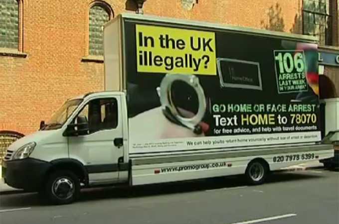 UK, ancora polemiche per il piano anti-immigrazione di Cameron