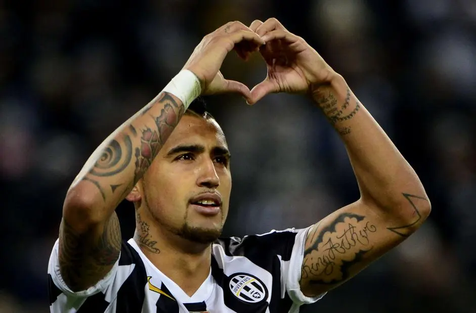 Champions League: la Juve vince col tris di Vidal. Nella bolgia di Istanbul basterà un pareggio