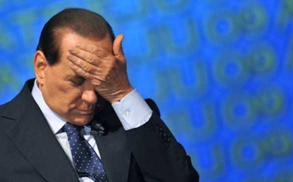 Berlusconi è decadenza. Il Cav: «Resto in campo. Oggi giorno amaro e di lutto»