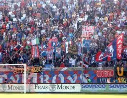 Calcio: due tifosi crotonesi denunciati dalla Polizia