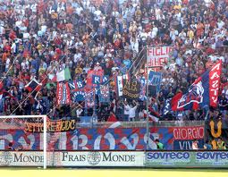 Calcio: due tifosi crotonesi denunciati dalla Polizia