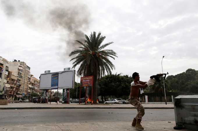 Scontri a Bengasi: 14 vittime e 51 feriti