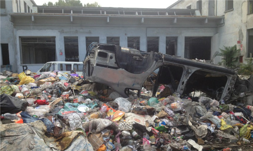 Milano, maxi sgombero per mille rom nel quartiere Certosa