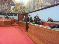 La minoranza occupa simbolicamente l'aula rossa: "vogliamo discutere dell'emergenza maltempo"