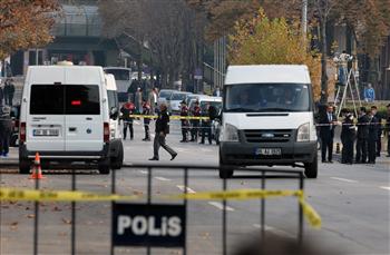 Ankara, sospetto attentatore arrestato di fronte al palazzo del Primo Ministro