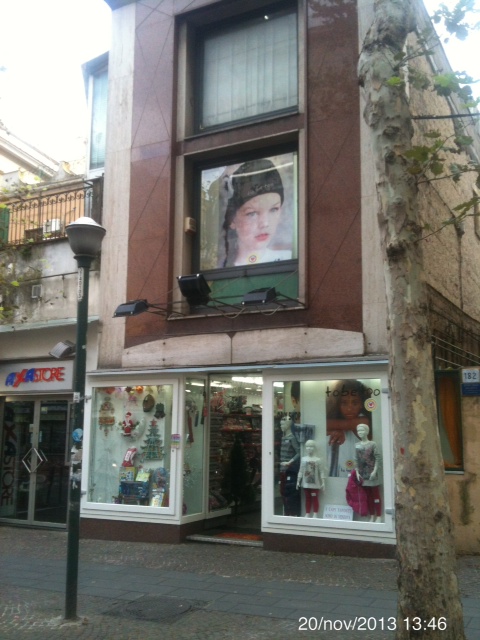 Vomero: il commercio cinese sbarca in via Luca Giordano