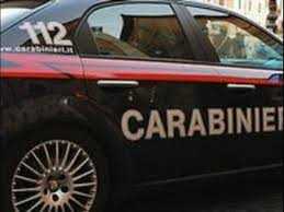 Catanzaro: trovato in auto cadavere carbonizzato, indagano i carabinieri