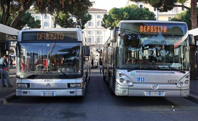 Genova, stop degli autobus. Continua sciopero AMT e sindacati