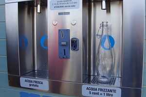 Modena, casa dell'acqua: erogati 730mila litri di acqua potabile