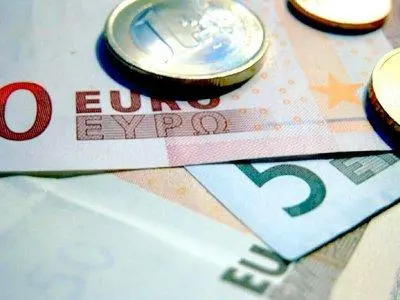 Istat, Pil: «Nono trimestre in rosso, ma la caduta rallenta: -1,9% nel 2013». Allarme deficit Inps