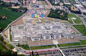 Modena: ciclista investito da un'auto, è grave