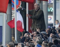 Francia, Hollande contestato ad anniversario della Prima guerra mondiale