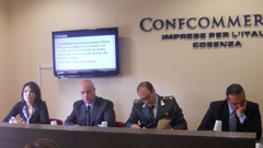 La mobilitazione di Confcommercio Cosenza a difesa della legalità
