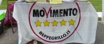 Avellino, M5s in piazza contro la cementificazione selvaggia