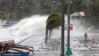 Filippine, Paese in ginocchio, Haiyan miete 10.000 vittime