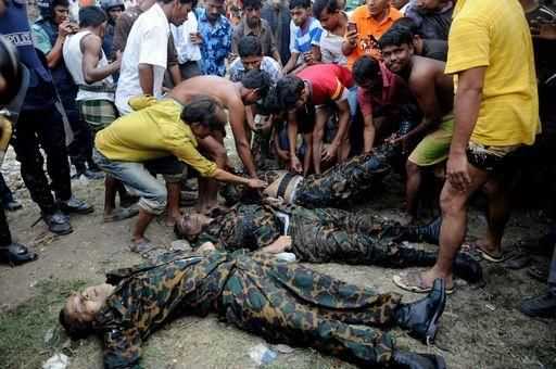 Bangladesh: 152 militari condannati a morte, uccisero 80 ufficiali nel 2009