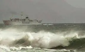 Toscana: diramata allerta mareggiate per domani fino a lunedì